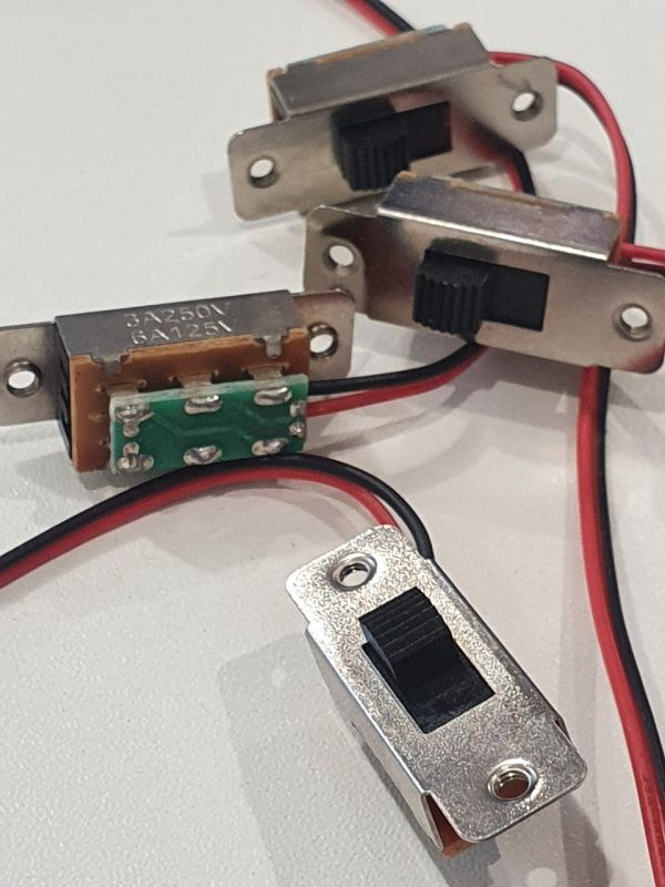 Кнопка перемикач реверсу Strong 90