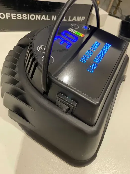 Лампа акумуляторна професійна 64 ВАТ (на 6 годин роботи)