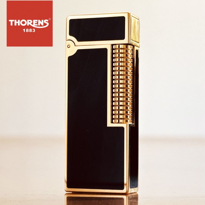 Роскошная газовая зажигалка THORENS в черном цвете с золотой отделкой