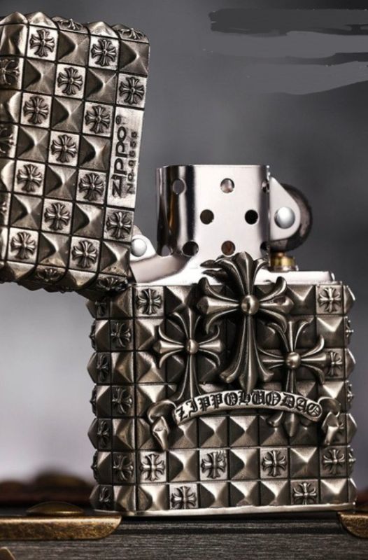 Бензиновая зажигалка Zippo Chrome Knight (Хромированный Рыцарь)