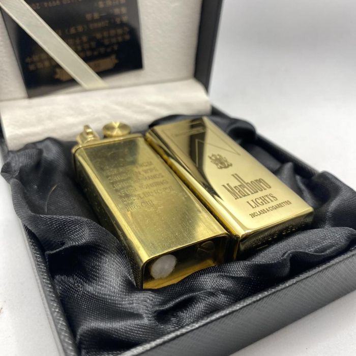 Бензиновая зажигалка Zorro Golden Lights Marlboro