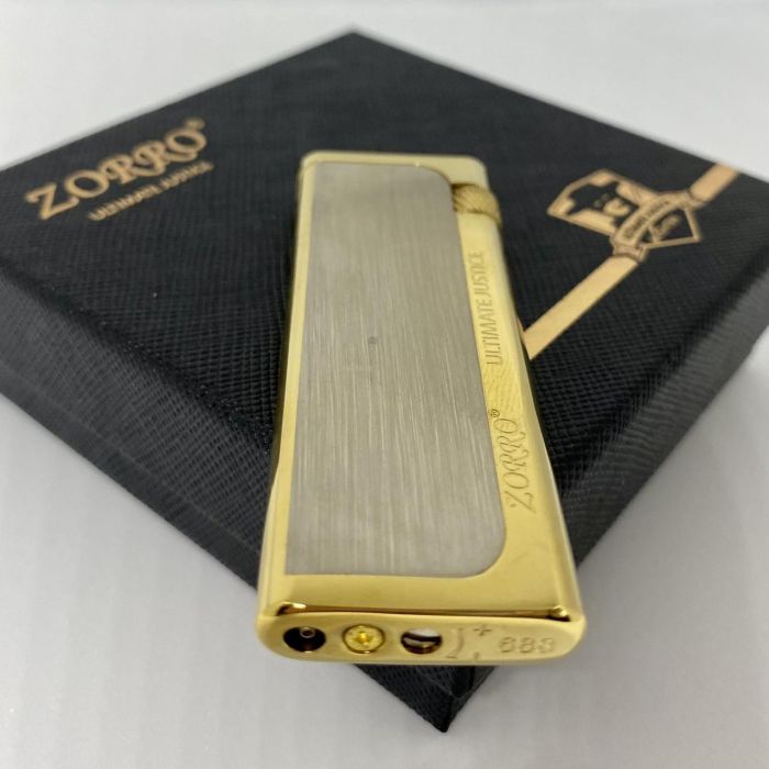 Элегантная Газовая Зажигалка Zorro "Ultimate Justice" (Золото/Серебро)