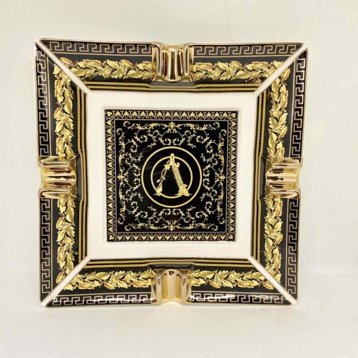 Элегантная Пеленка "Black & Gold Elegance" в Стили Барокко и Греческого Орнамента