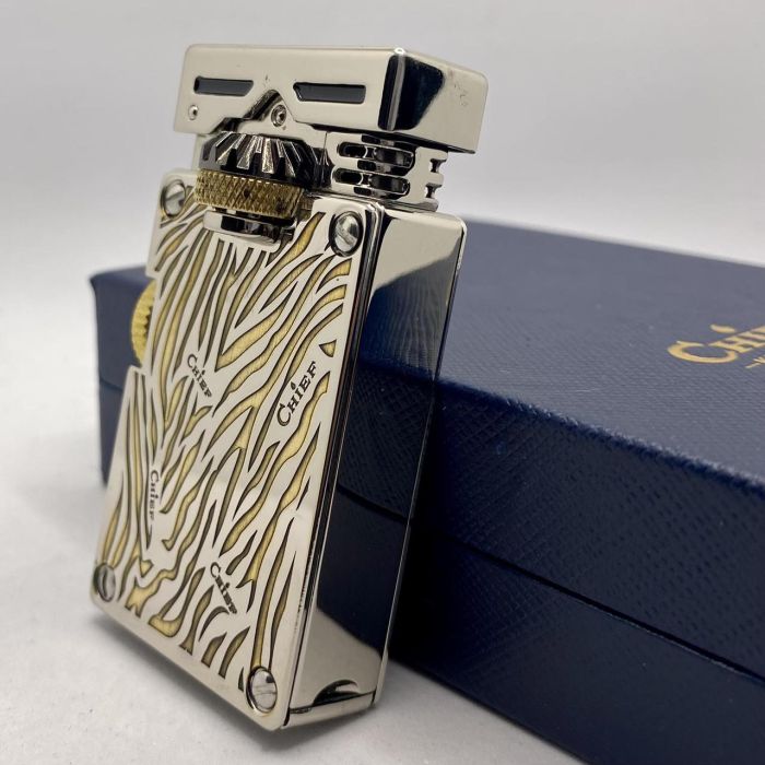Эксклюзивная Бензиновая Зажигалка Chief – Золотой Тигровый Принт