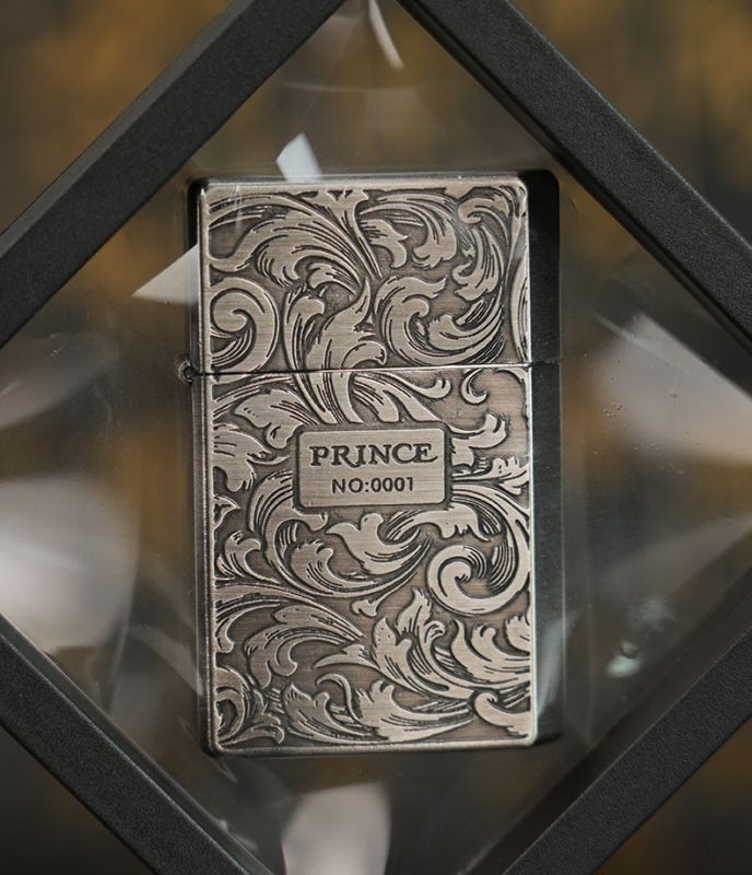 Бензиновая зажигалка Prince (Japan Design) с растительным орнаментом в стиле "бароко"
