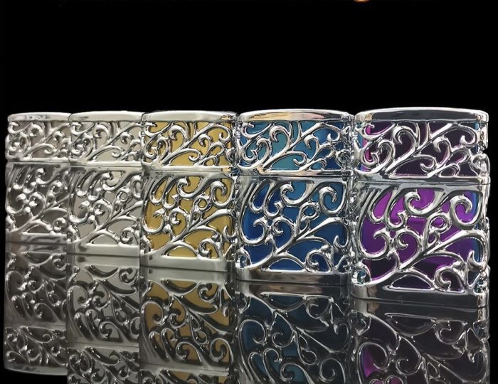 Бензиновая зажигалка Zorro «Ajour» Silver & Gold (Ажурное серебро и золото)