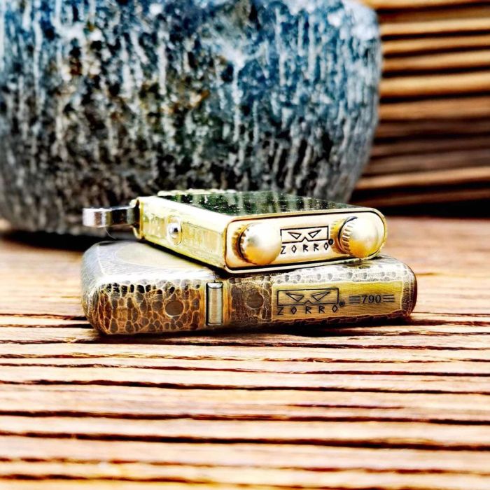 Подарункова бензинова запальничка Zorro «Marlboro Edition» (Латунь)