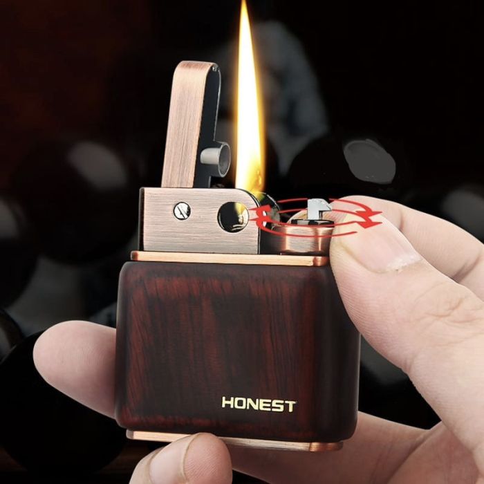 Элитная бензиновая зажигалка Honest со вставкой из натурального дерева света вишня