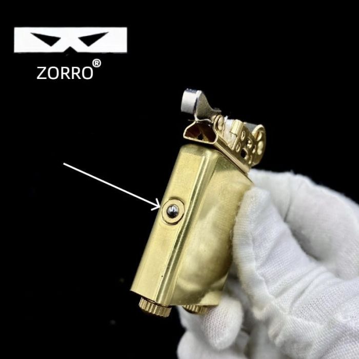 Бензиновая зажигалка Zorro Upgrade с зеленым клевером (Модель 790)